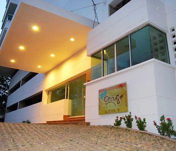 Travelers Orange Cartagena Cartagena