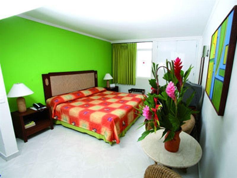 Decameron Cartagena