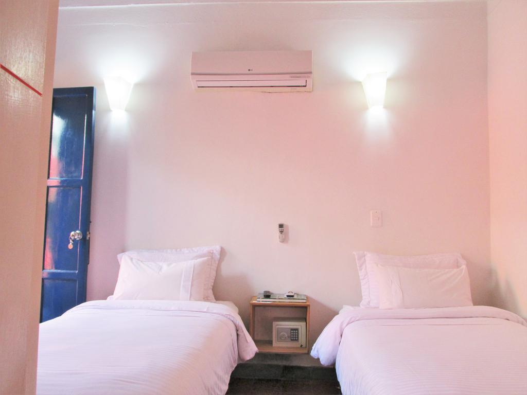 Zana Boutique Hotel