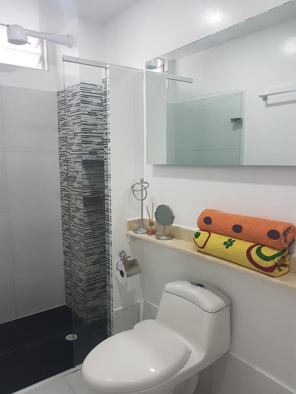Apartamento Espectaculares Vistas, Edificio Nautilus, Barrio El Laguito. *