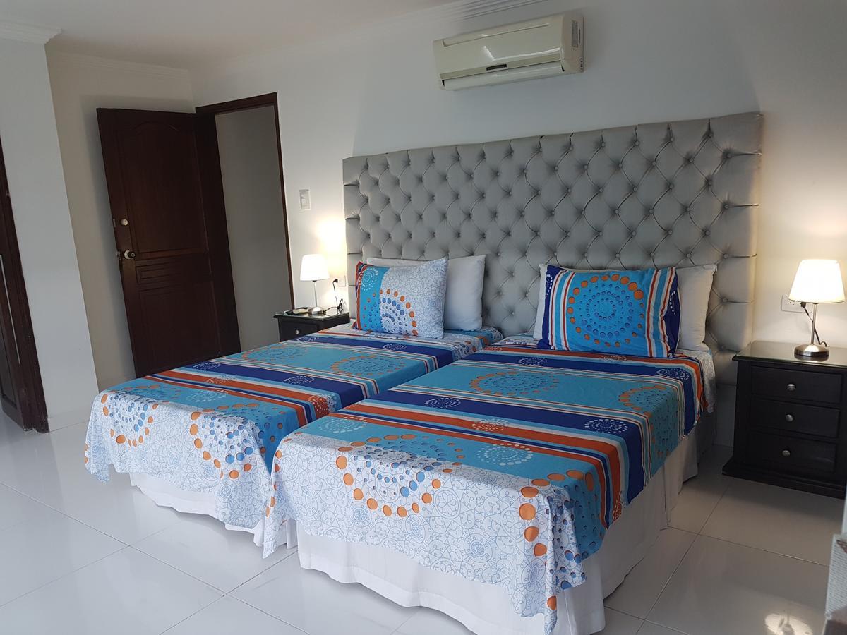Apartamento Espectaculares Vistas, Edificio Nautilus, Barrio El Laguito. *