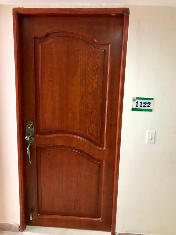 Colonial Apartment *