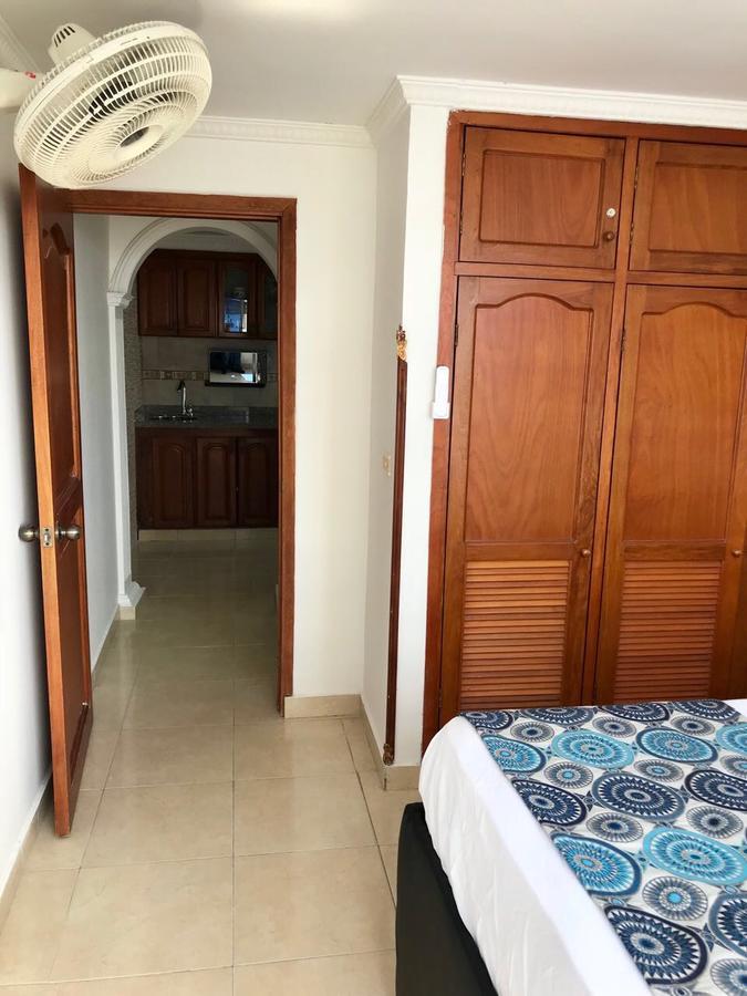 Colonial Apartment *