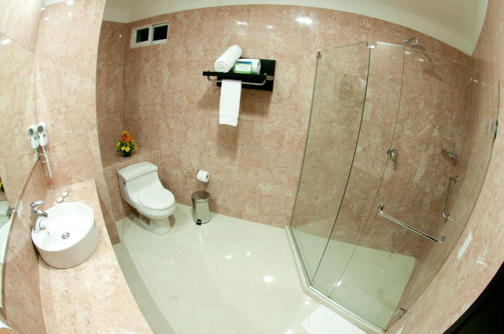 Atlantic Lux Hotel 4*