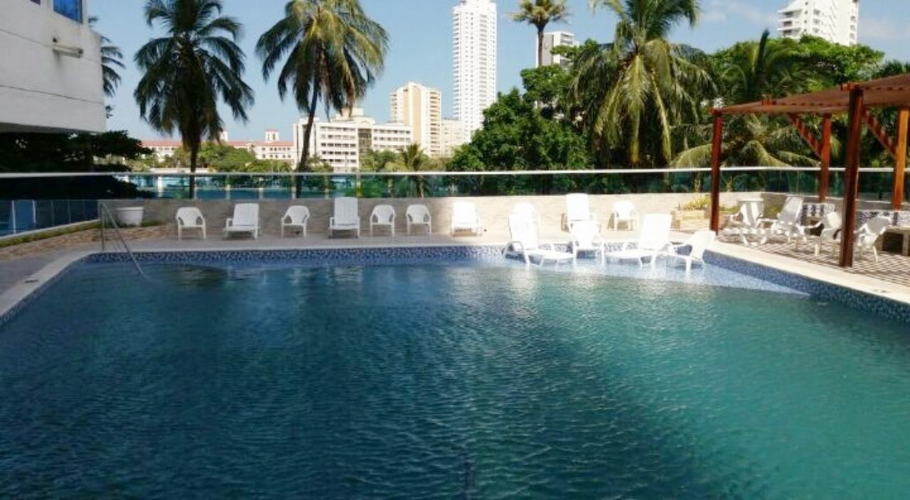 Apartamento 2207 Frente Al Mar El Laguito, Conquistador Apartment *