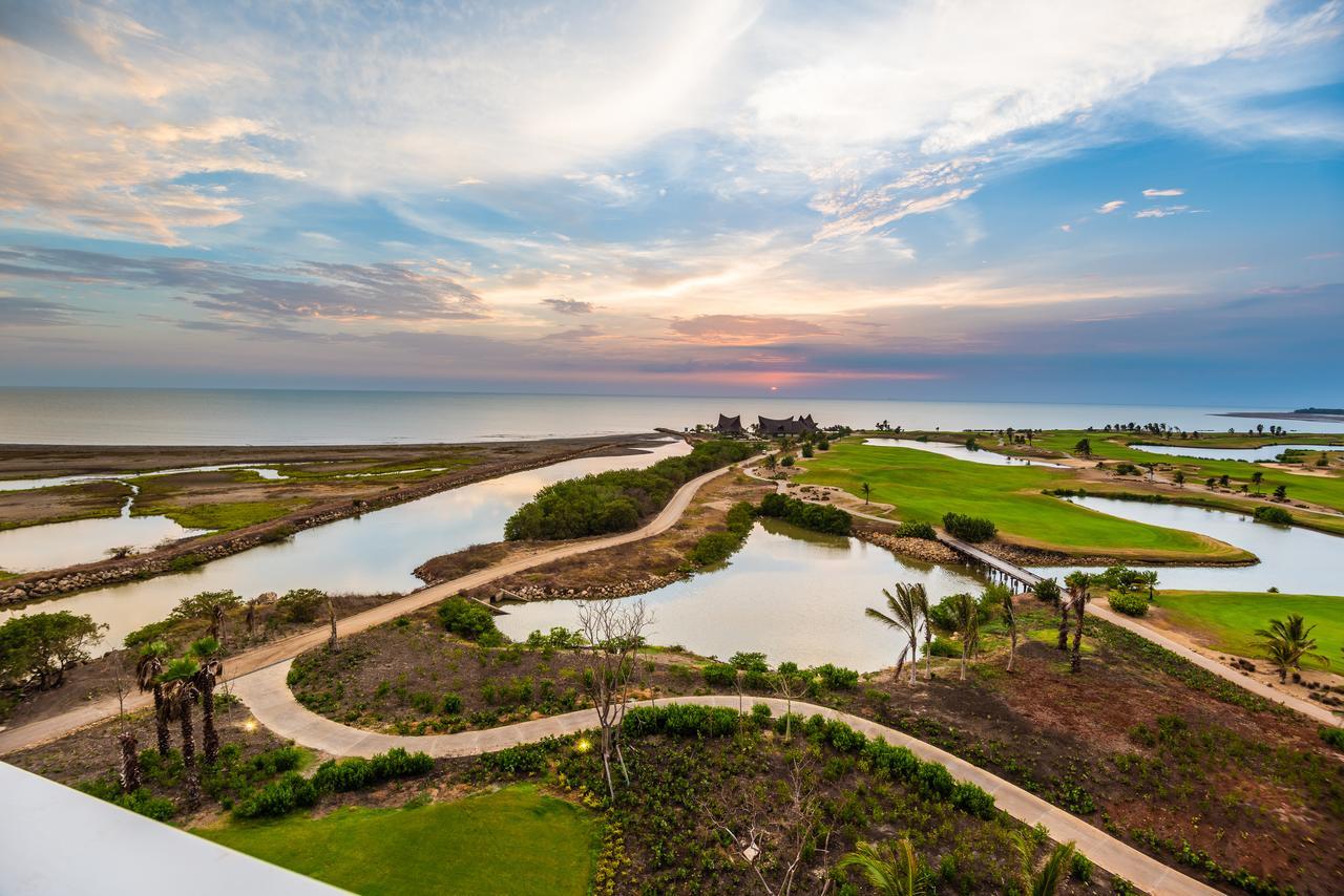 Dreams Karibana Golf & Resort