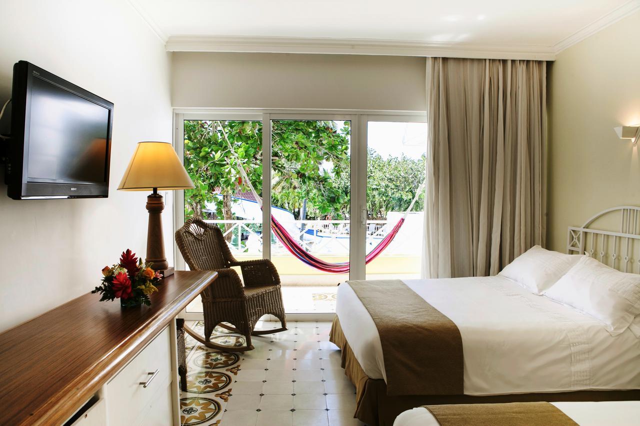 Americas Casa De Playa Hotel 5*