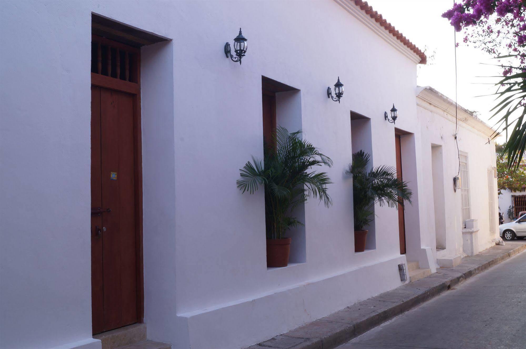 Casa Blanca Boutique 3*
