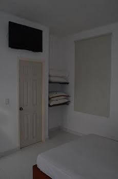 Boutique High Park 2*