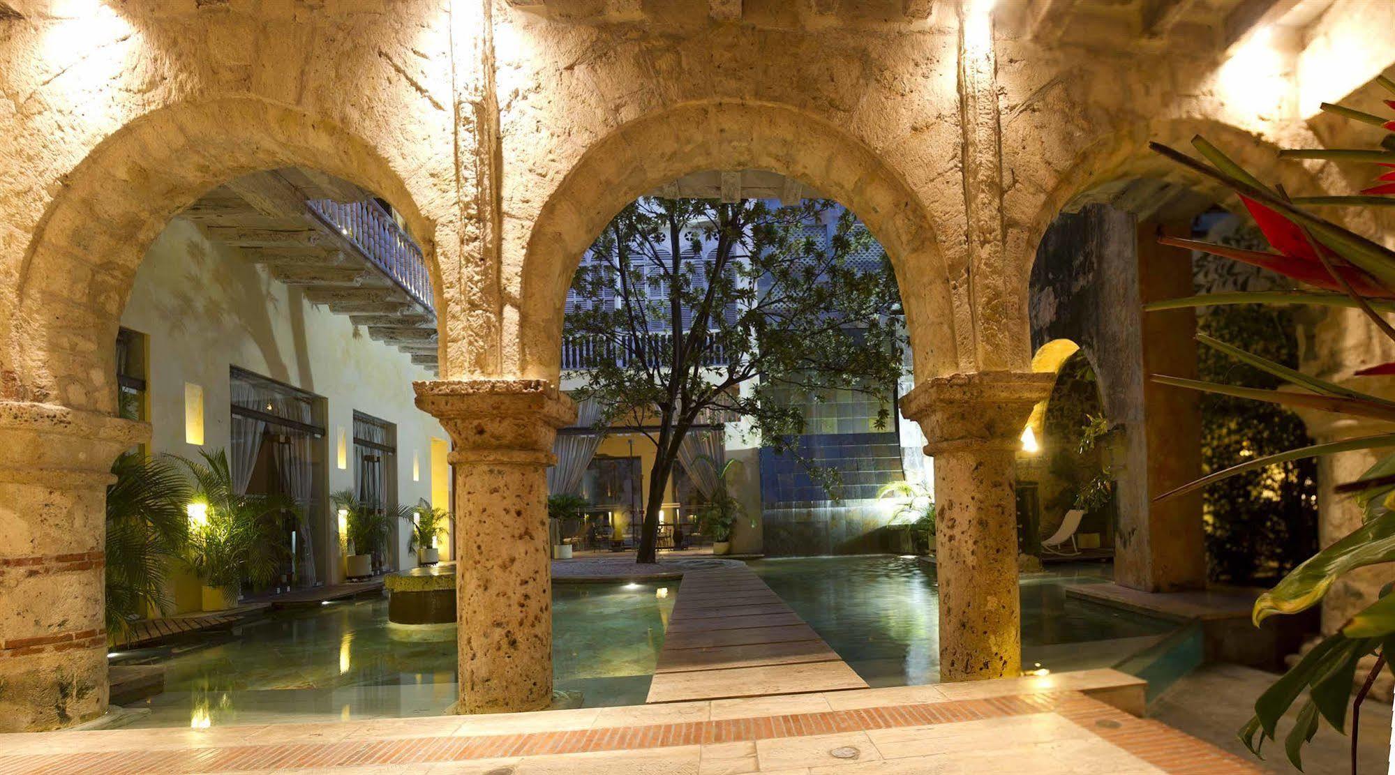 Casa Carolina Hotel 5*