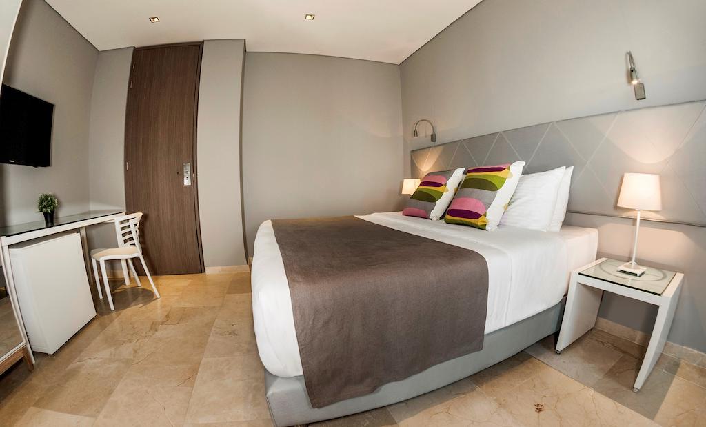Oz Hotel 4*