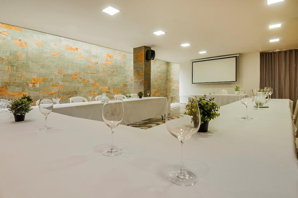 Hotel Oz