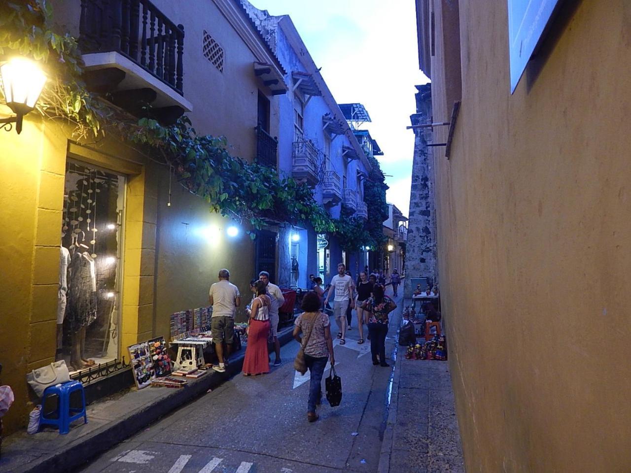 Edificio Morros Vitri Apartamento