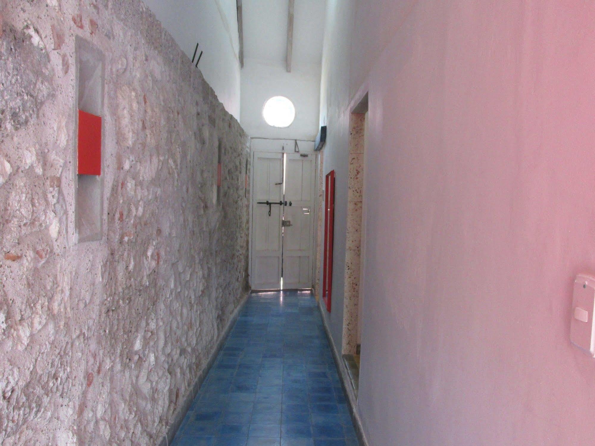 Hotel Zana Boutique 3*