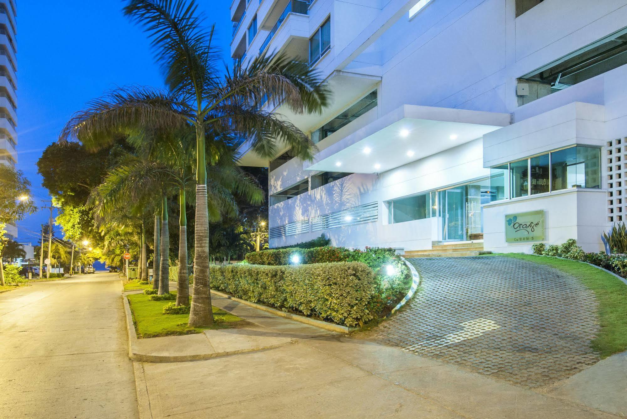 Travelers Orange Cartagena 3*