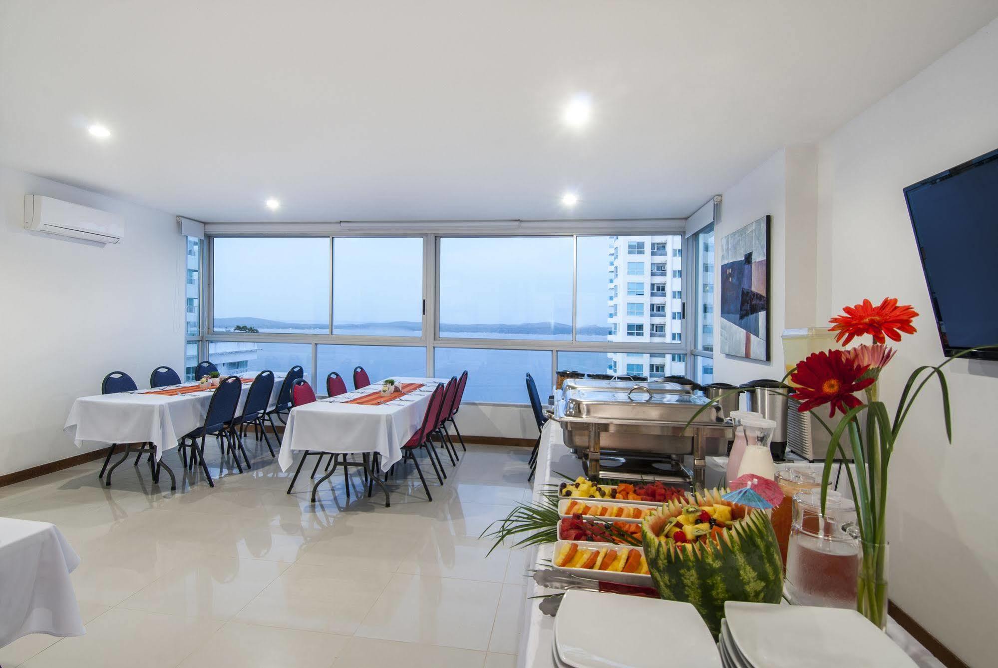 Aparthotel Travelers Orange Cartagena