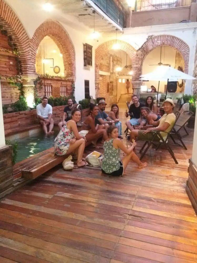 Bourbon St Boutique Albergue