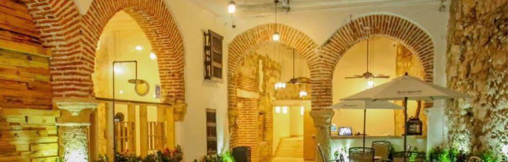 Albergue Bourbon St Boutique *