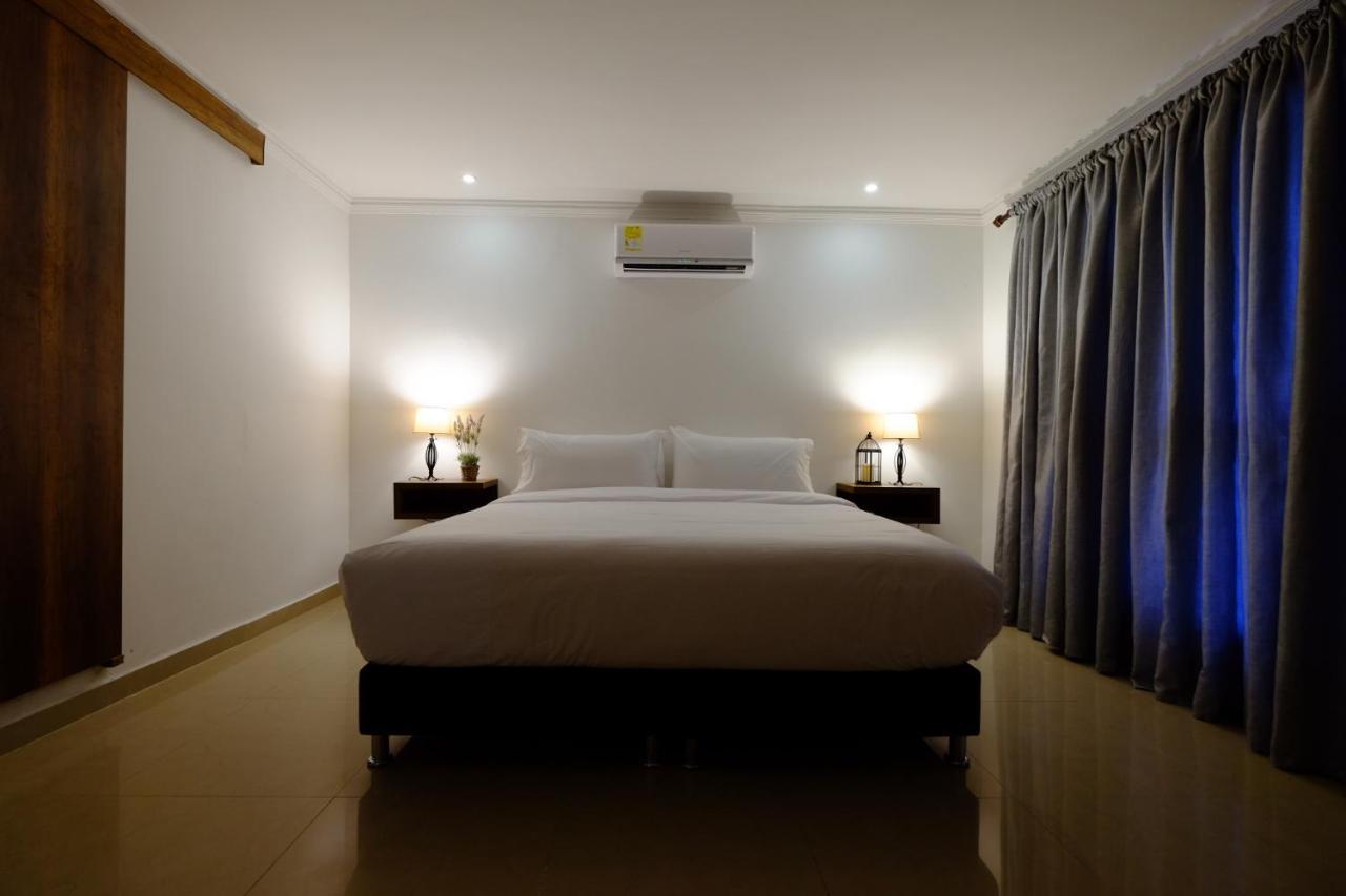 Hotel Amoek 3*