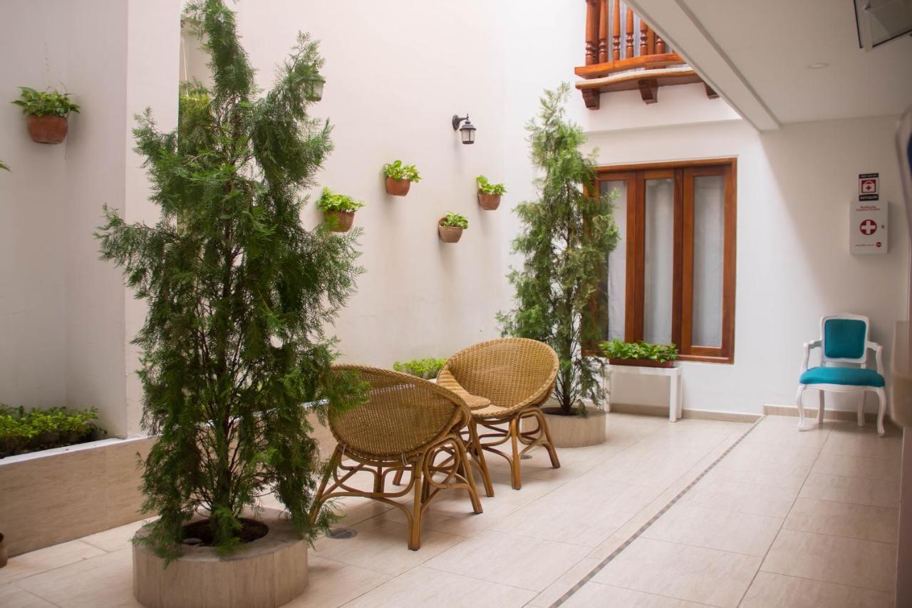 Hotel Akel House 3*