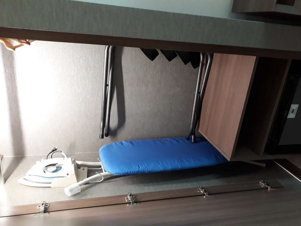 Hampton By Hilton Hotel 4*