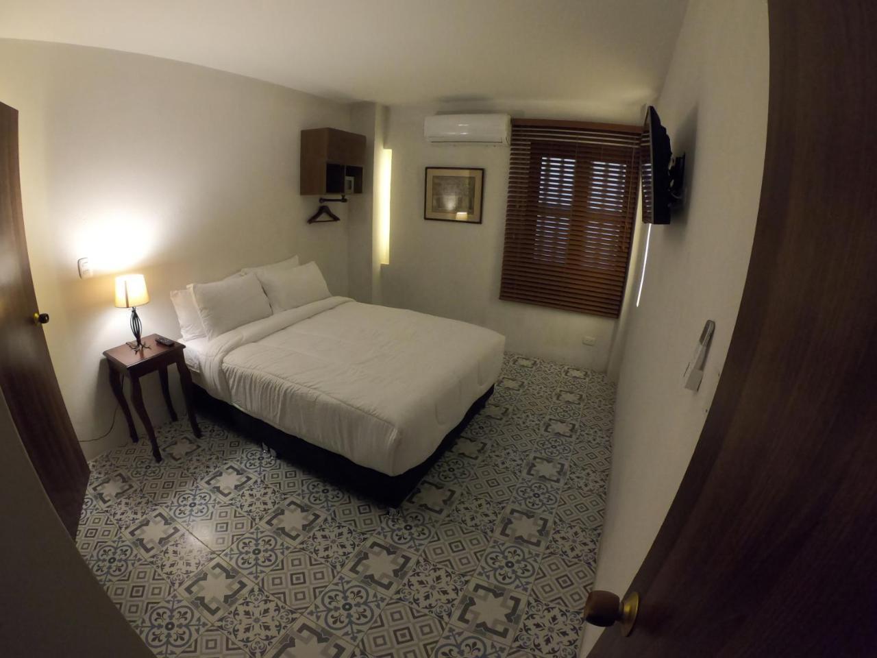 Columbus House Bed & Breakfast
