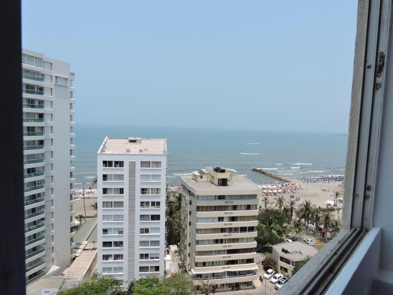 Laguito Bocagrande Apartamento *