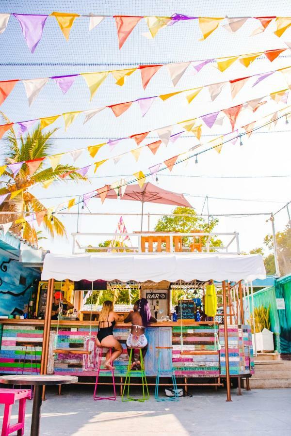 Hostel Wonderland By Gb Collection