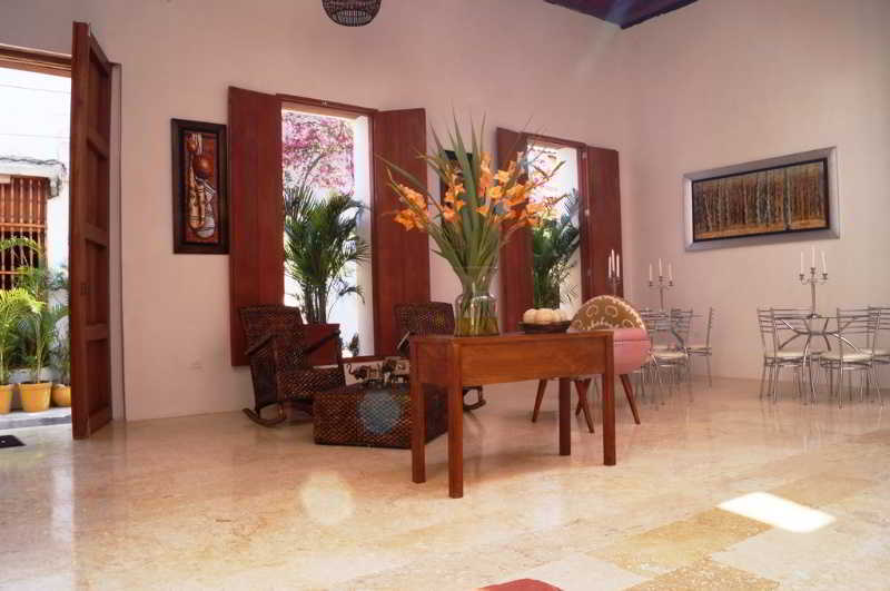 Casa Blanca Boutique 3*