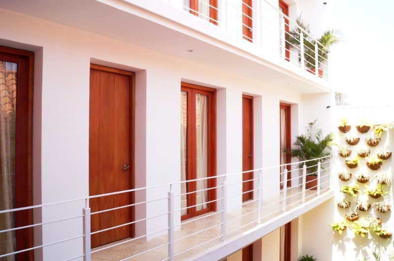 Casa Blanca Boutique