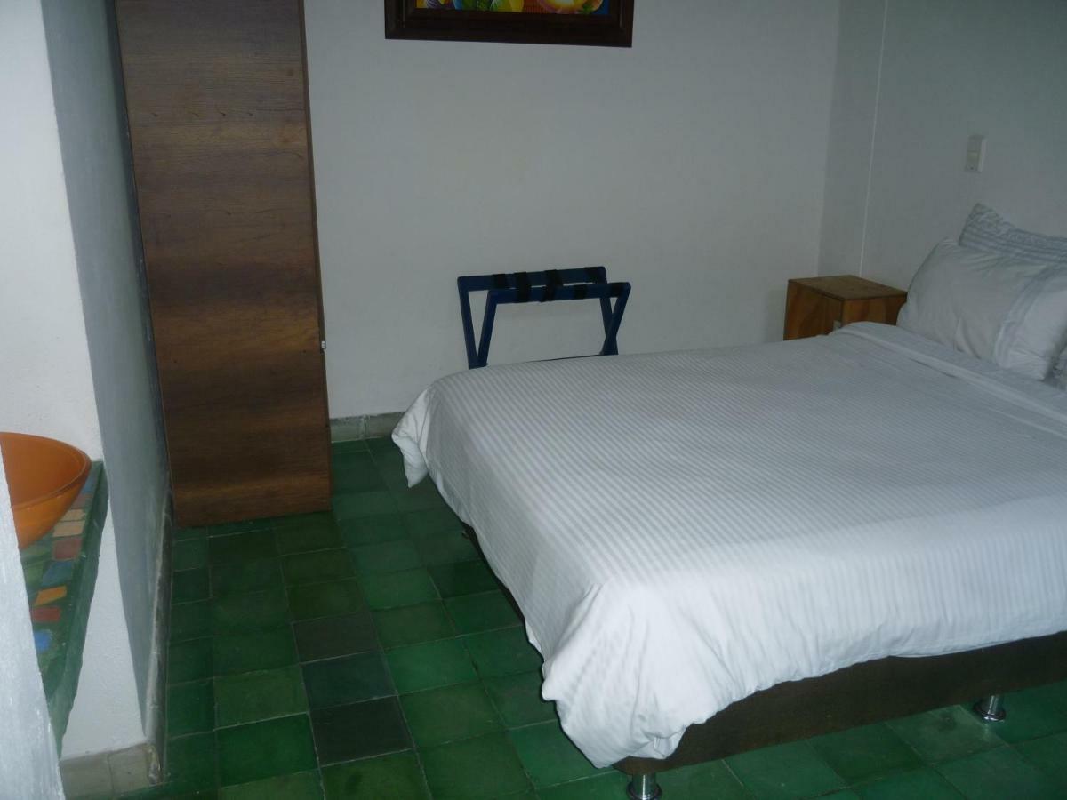 Zana Boutique Hotel 3*