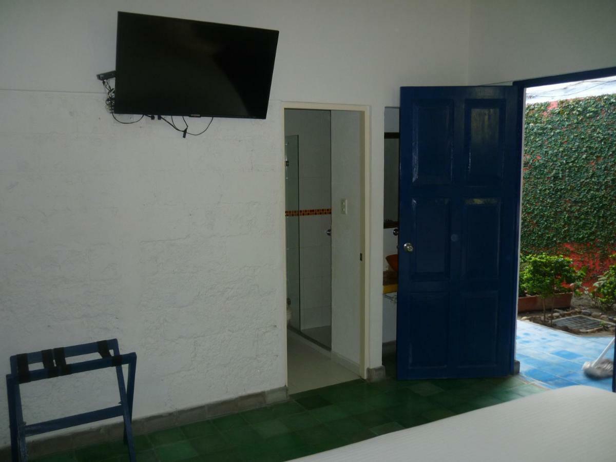 Zana Boutique Hotel 3*