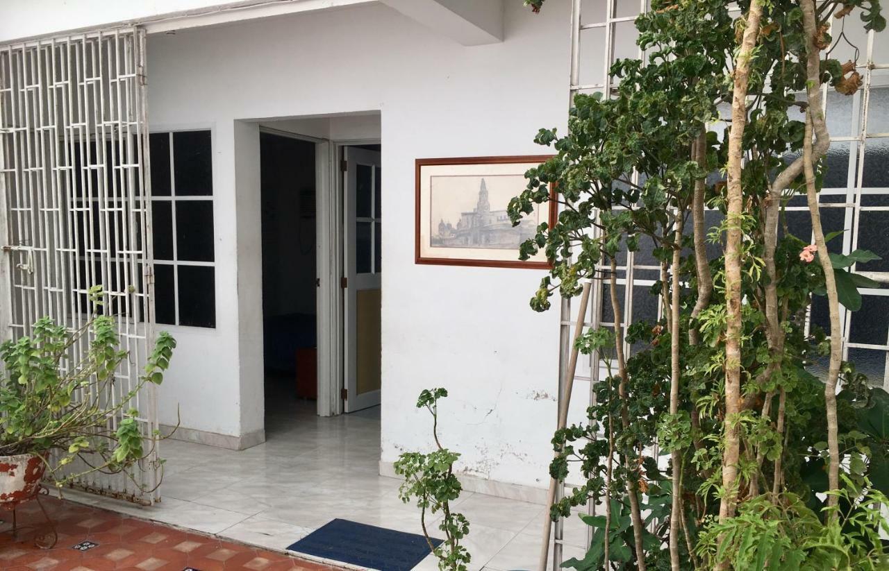 Bed & Breakfast Alojamiento Arte Y Salud Cartagena