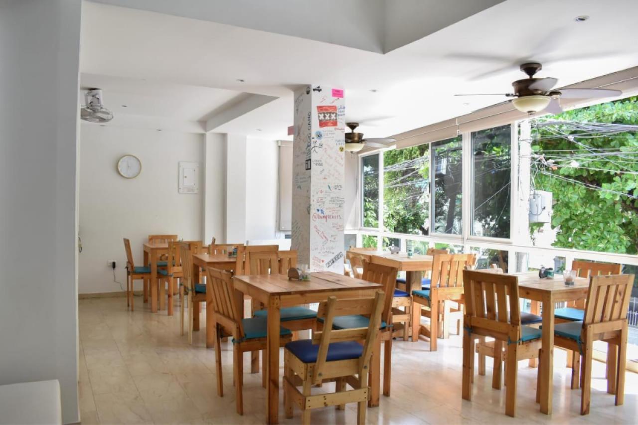 Bike Dive Hostel *
