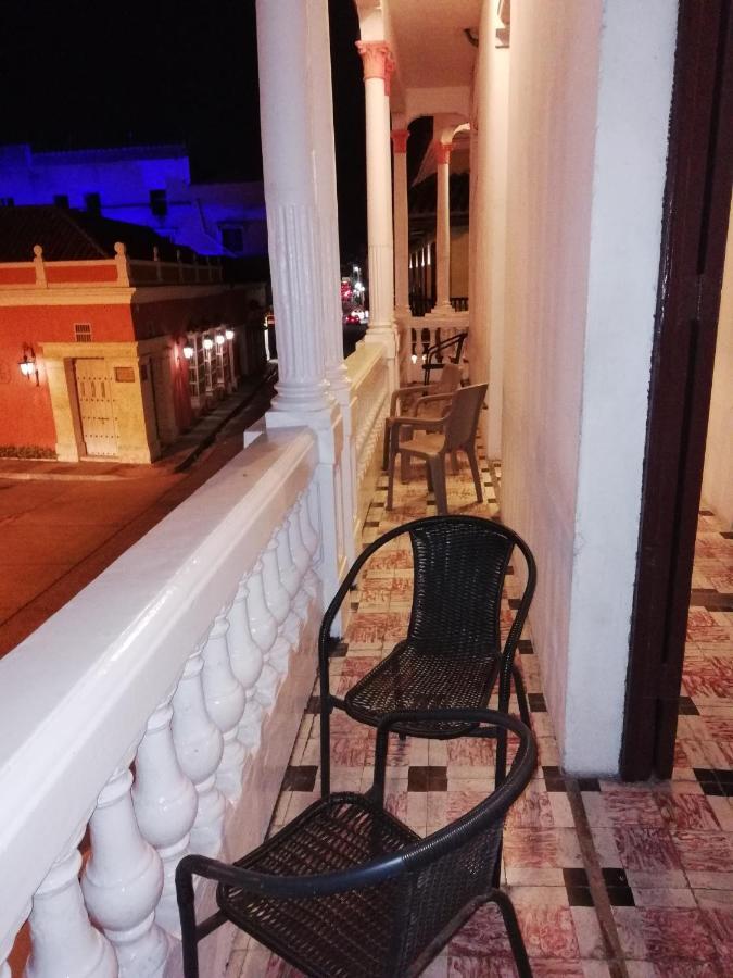 1811 Hostel *