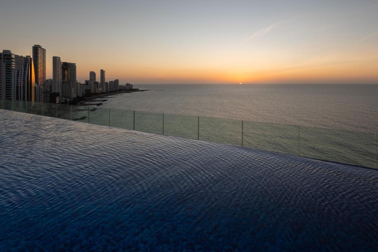 Luxe 1br Apt With Amazing Water And City Views 2801 Apartamento