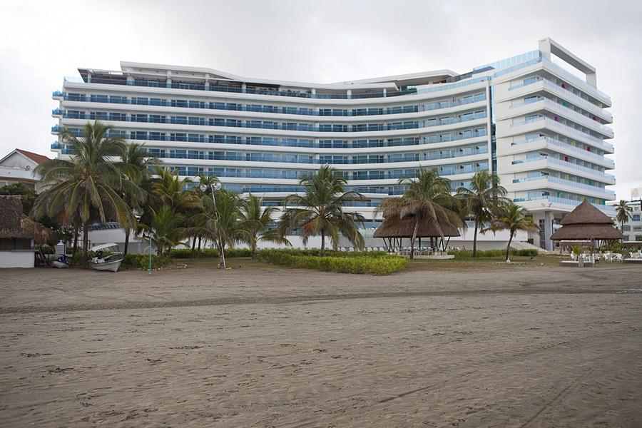 Americas Torre Del Mar Hotel
