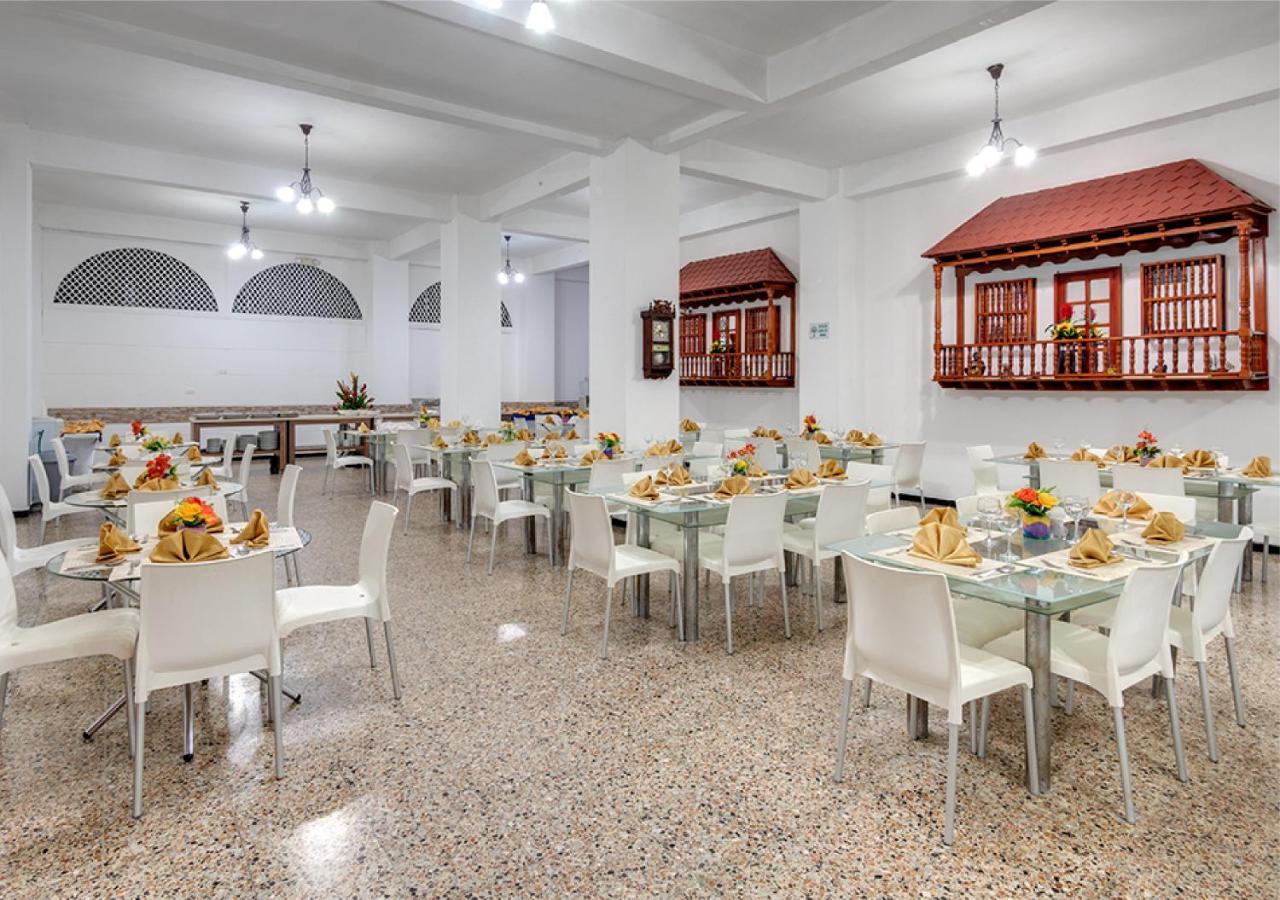 Dorado Plaza Centro Historico Hotel