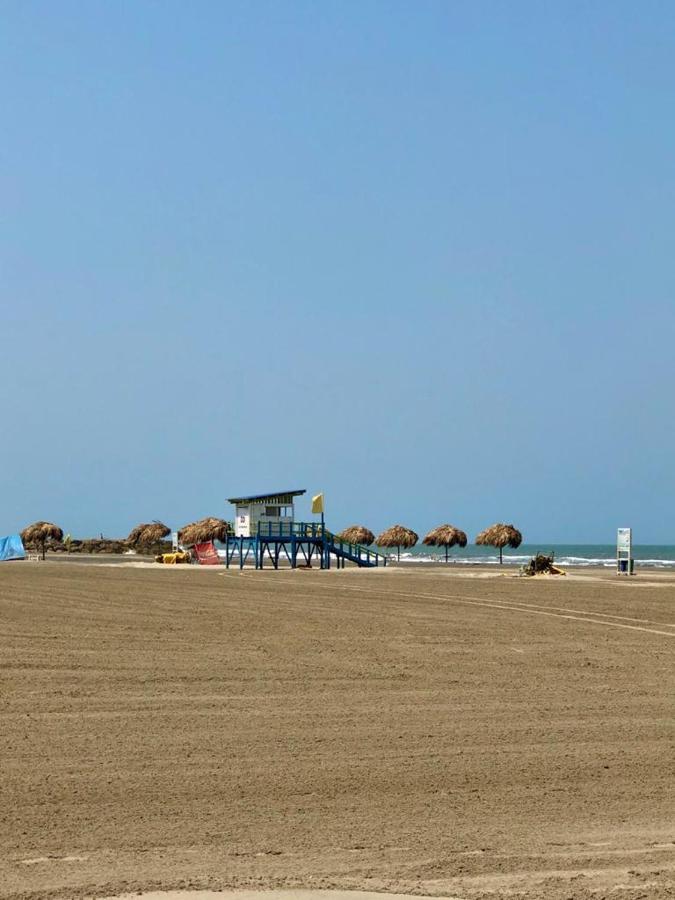 Homestay Casa Linda En Playa Cartagena