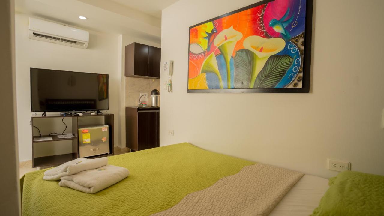 Hollywood Aparthotel Cartagena