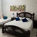 Habitación I frente a la playa ( Bocagrande )