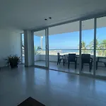 Vista Al Mar En Edificio Malecon Bocagrande