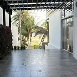 Elegante Apartamento En Cartagena Frente A La Playa