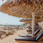 Éteka Slow Beach Hotel