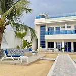 Exclusiva Villa Frente A La Playa