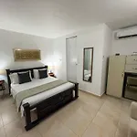 Hotel At The Park