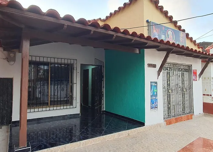Hostal Mi Lindo Septiembre