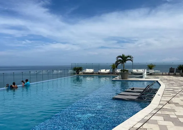 Elegante Apartamento En Cartagena Frente A La Playa