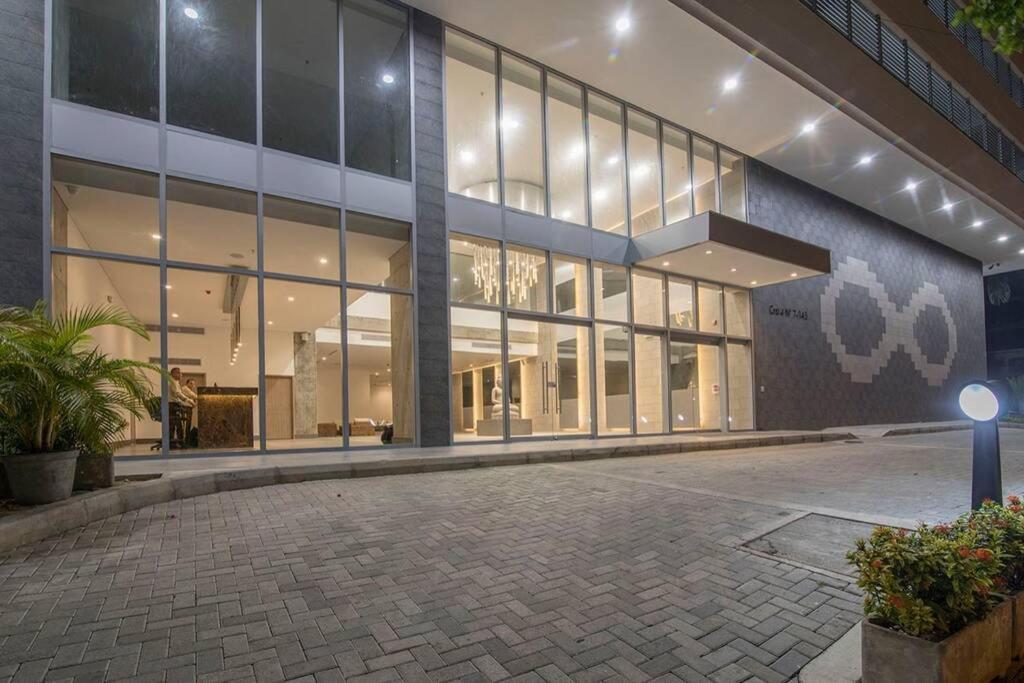 Infinitum Bocagrande-piso 26-apartamento Nuevo Apartment