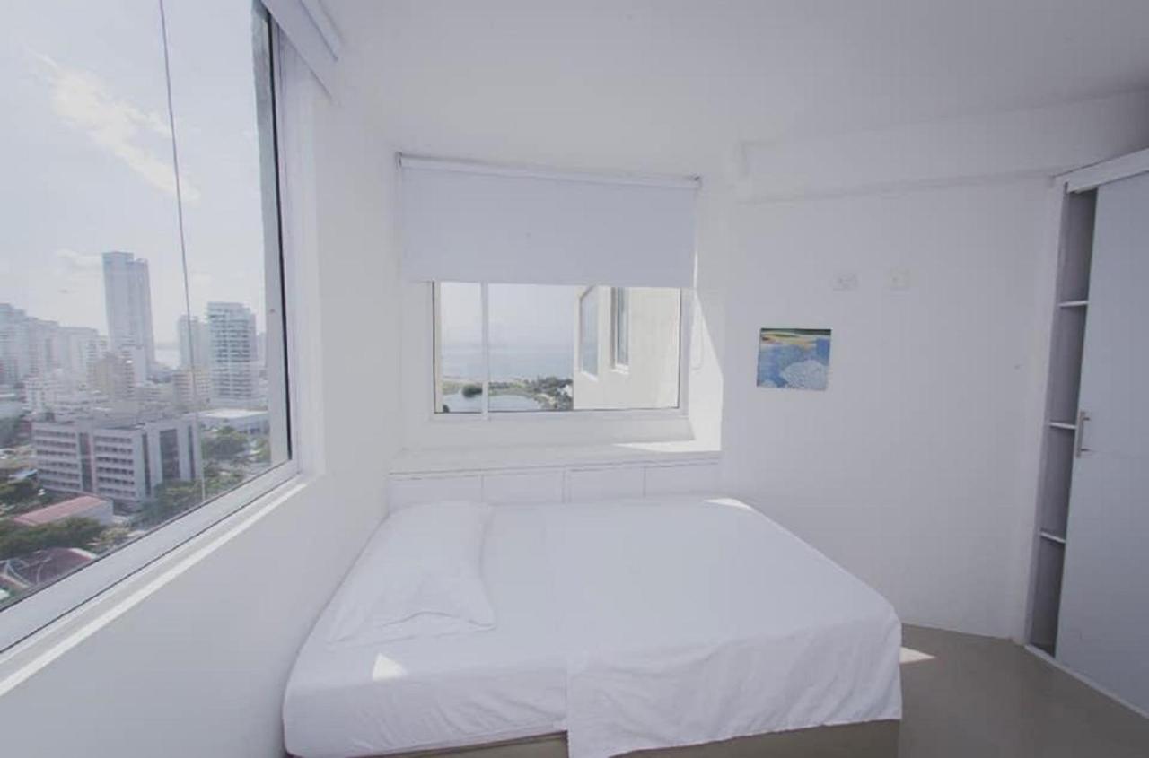 2tc19 Apartamento De 2 Alcobas Frente Al Mar Con Aire Acondicionado Y Wifi Para 6 Pesronas Apartment